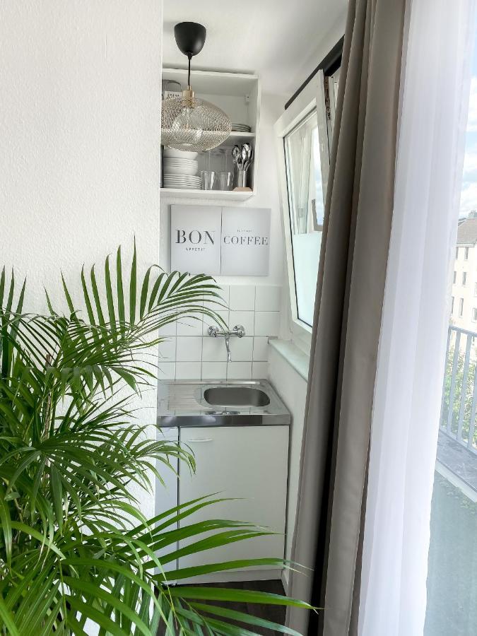 Apartment Dani Stylish Minimal Innercity Terrace *