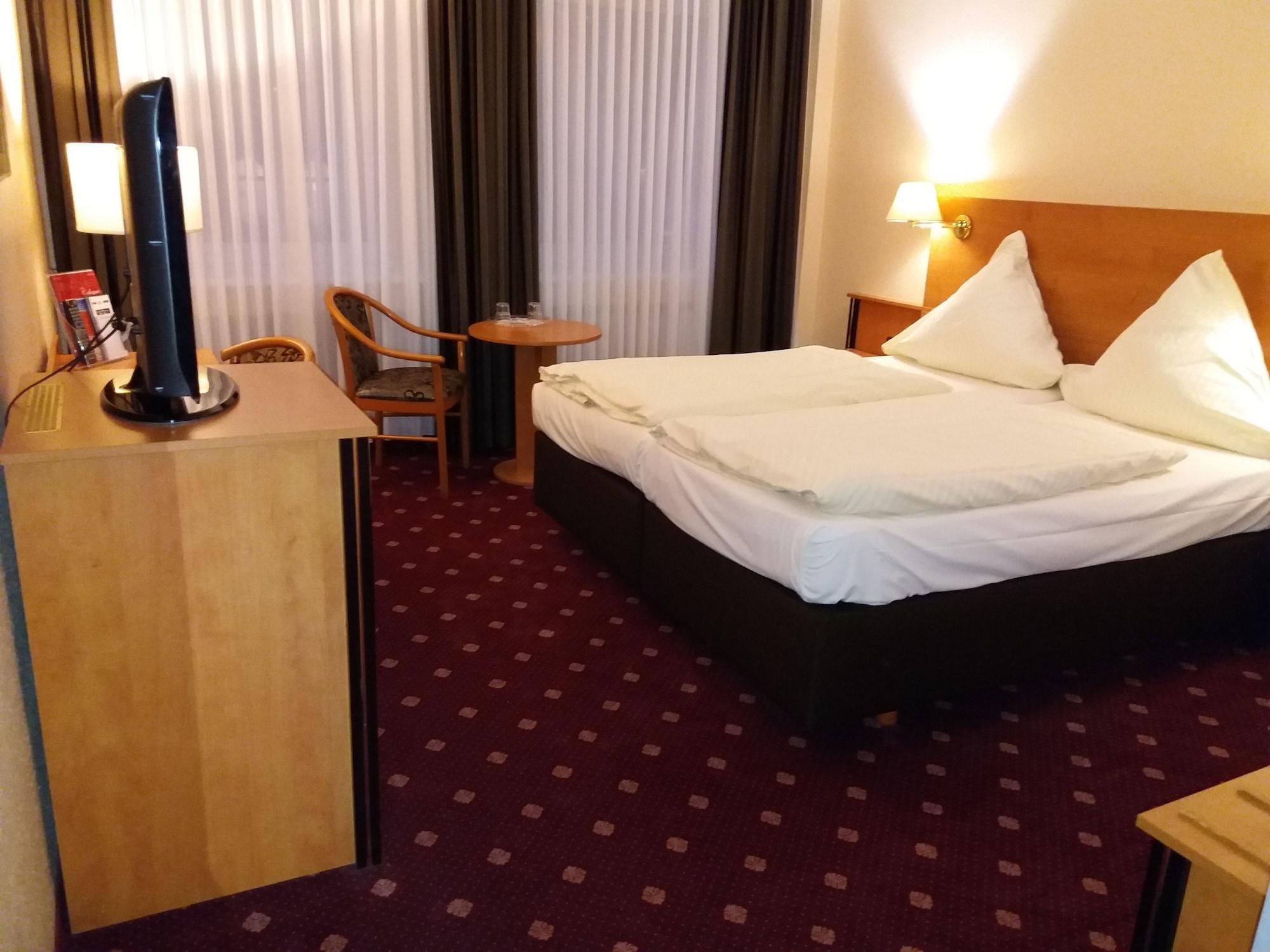 Boulevard 3*
