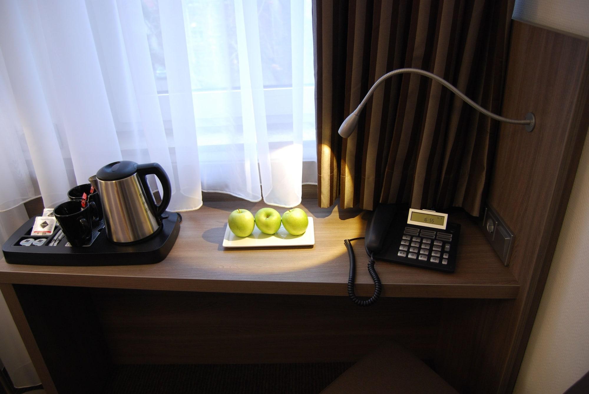 Hotel Dom Am Romerbrunnen 3*
