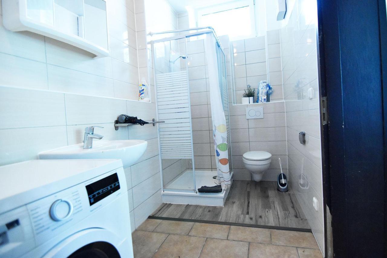Boardinghouse In *free Wifi* * Cologne