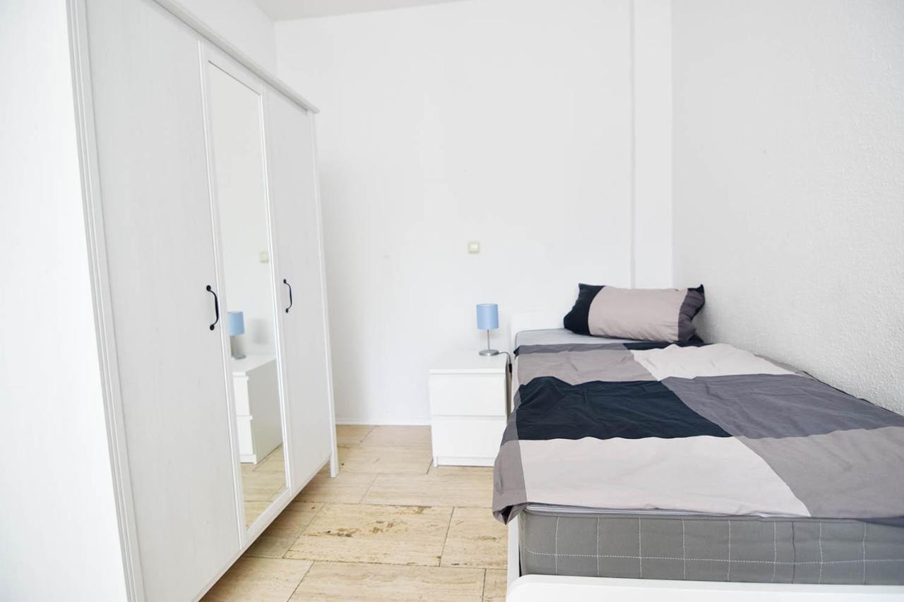 Apartment Boardinghouse In *free Wifi* Cologne