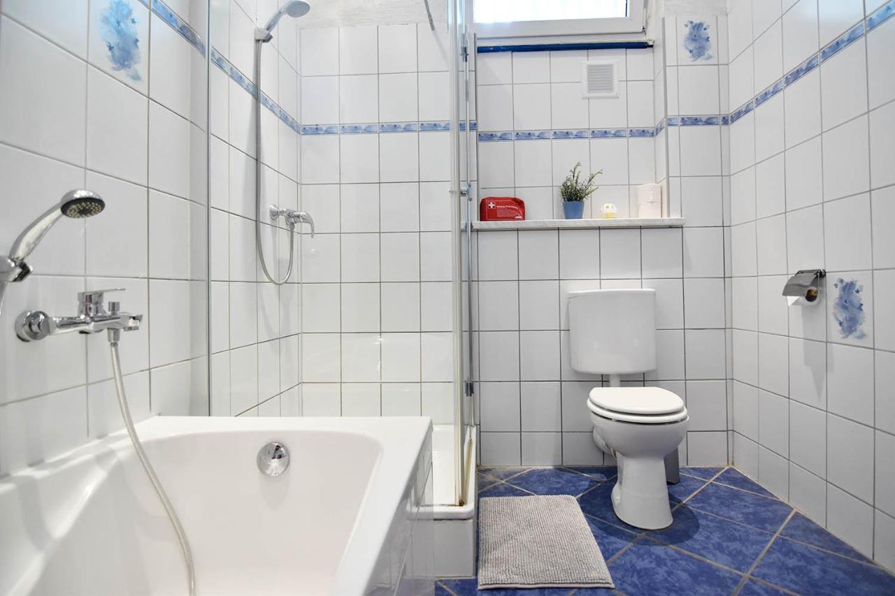 Boardinghouse In *free Wifi* Apartment *