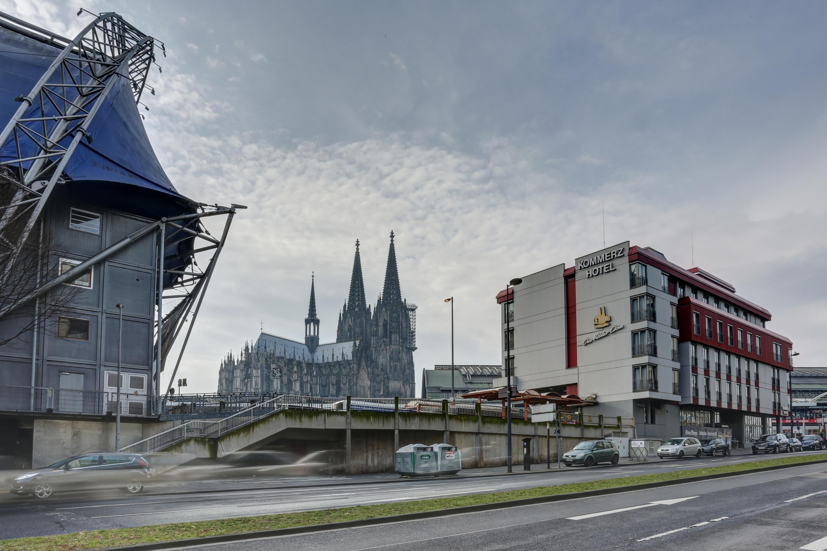 Centro Kommerz Hotel 3*