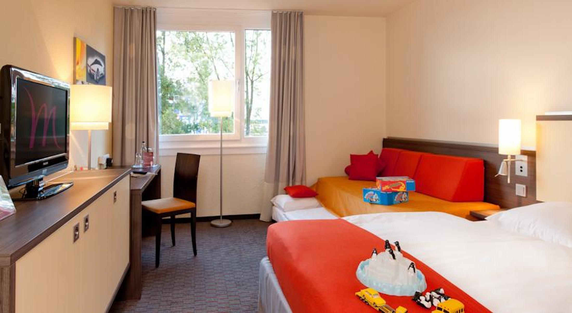 Mercure West Hotel 4*