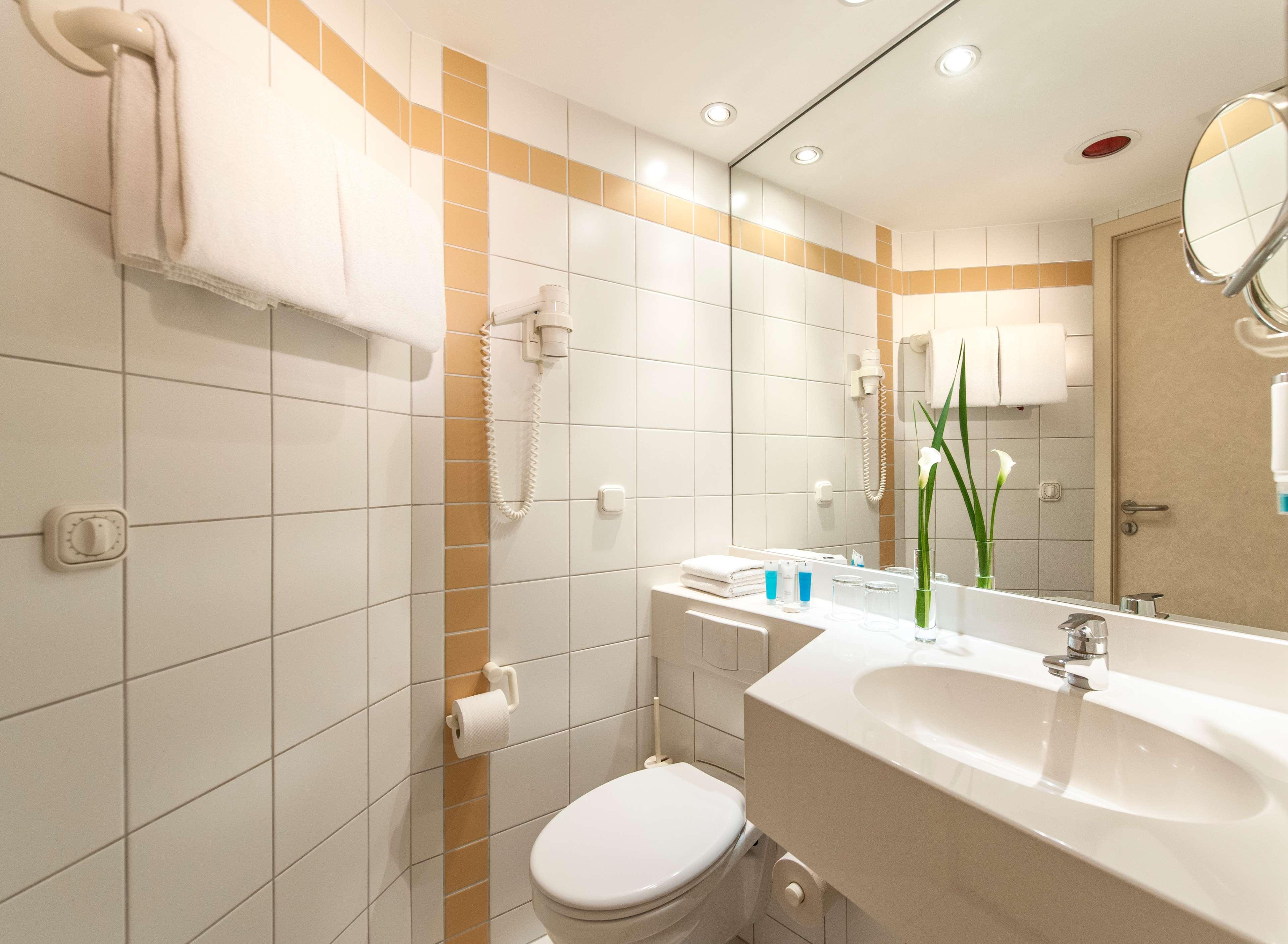 Hotel Essential By Dorint Köln-junkersdorf