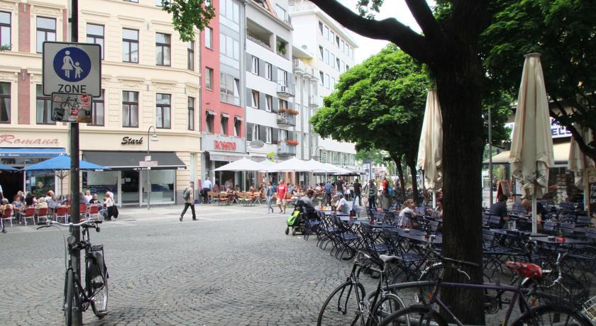 Unter Kahlenhausen Apartment Cologne