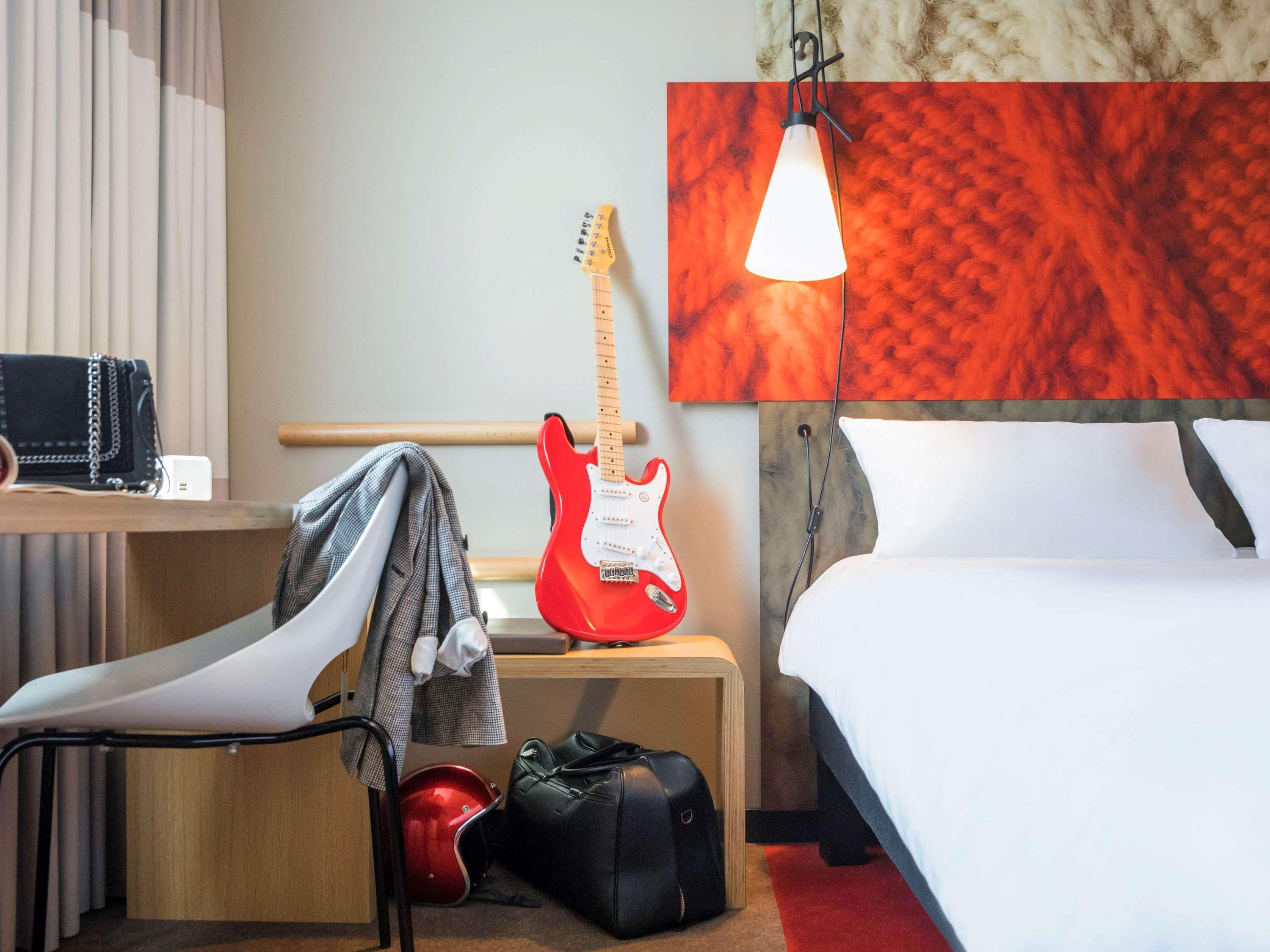 Ibis Am Dom 2*