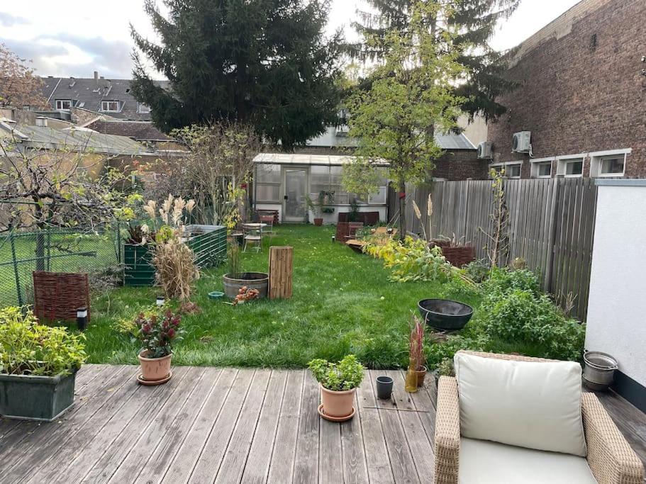 Luxury Duplex Townhouse With Garden/top Location