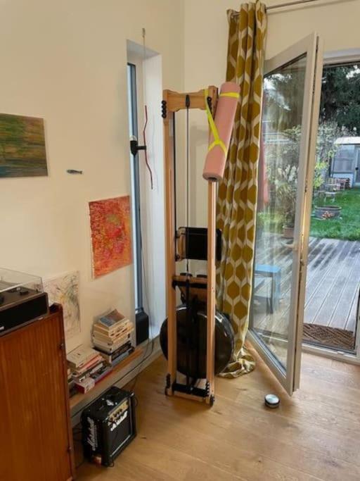 Luxury Duplex Townhouse With Garden/top Location