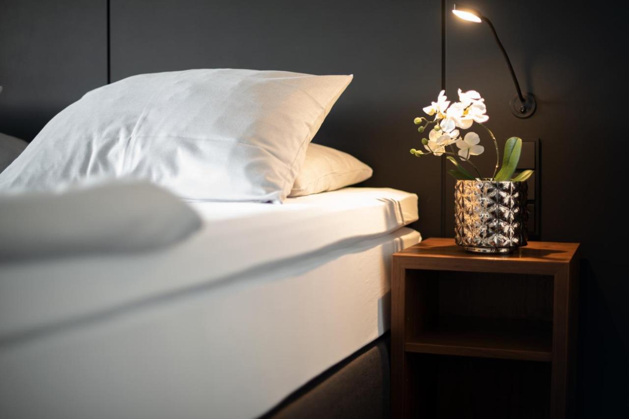 &repeat Airport Hotel Cologne