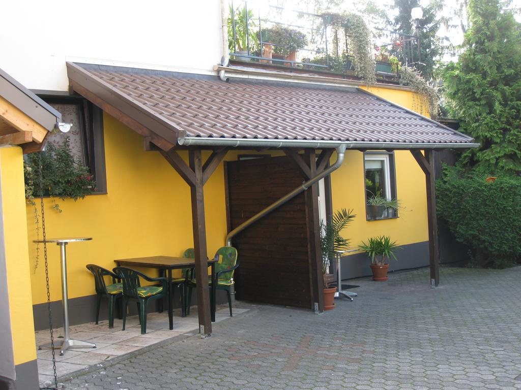Airport Apartament Kolonia