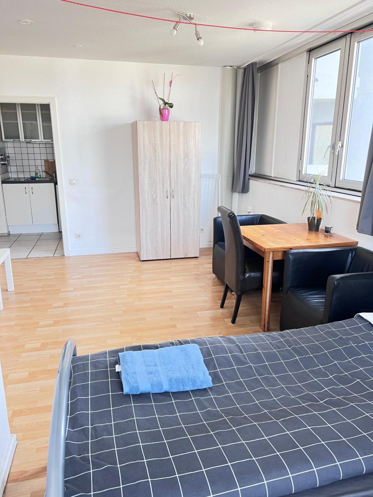 In Koeln2201 *