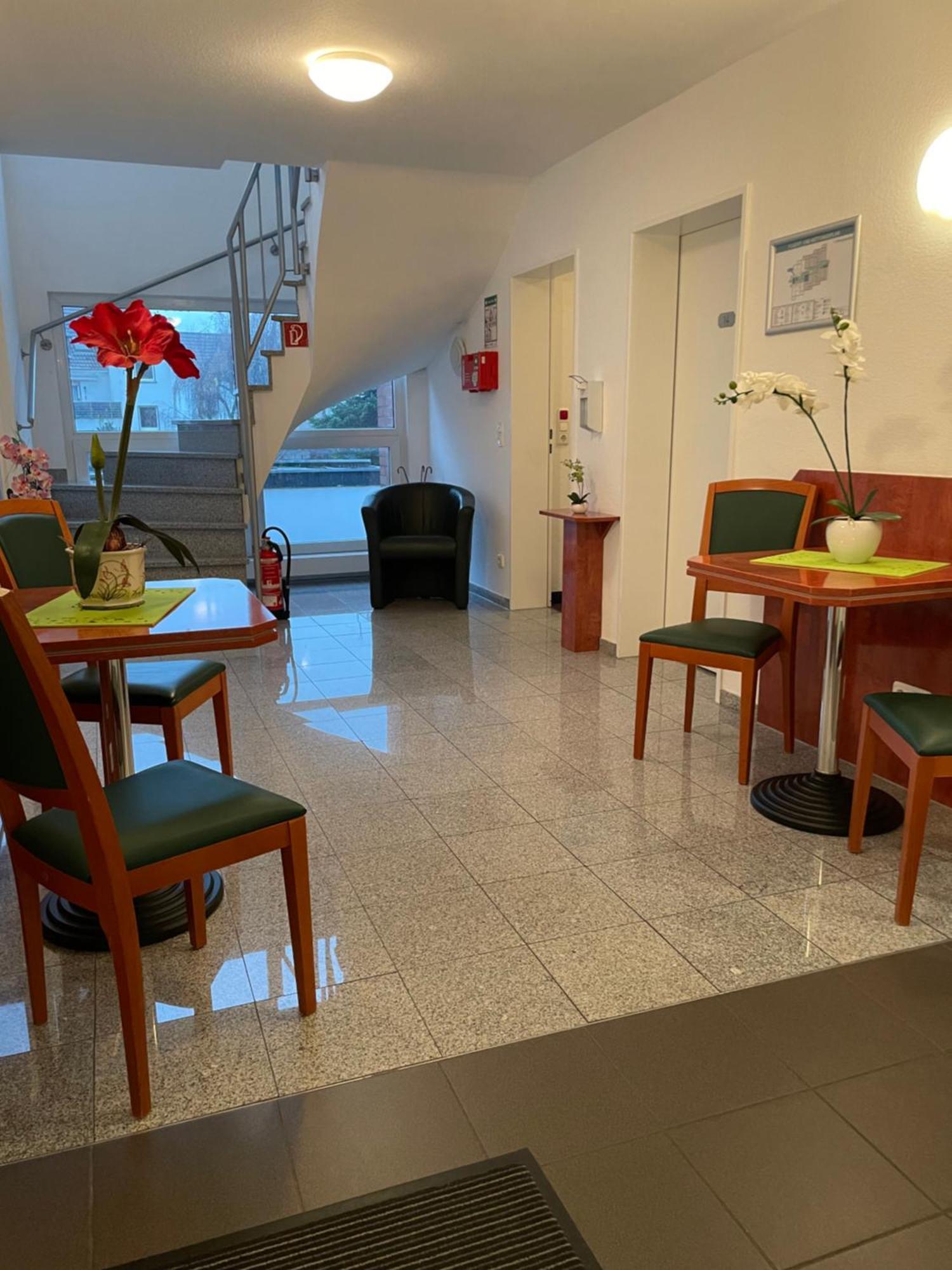 Hotel Merkenich 3*