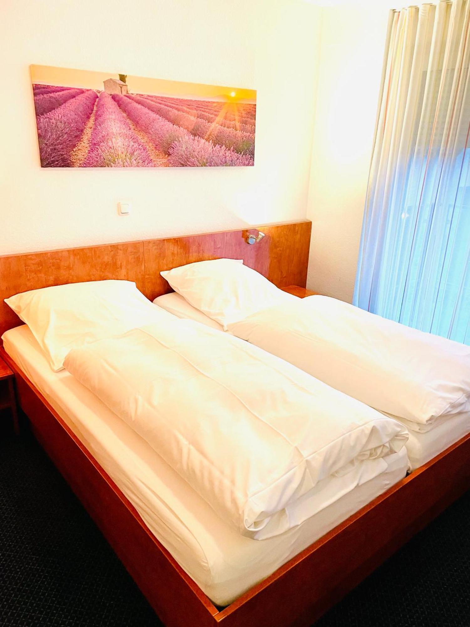 Merkenich Hotel 3*