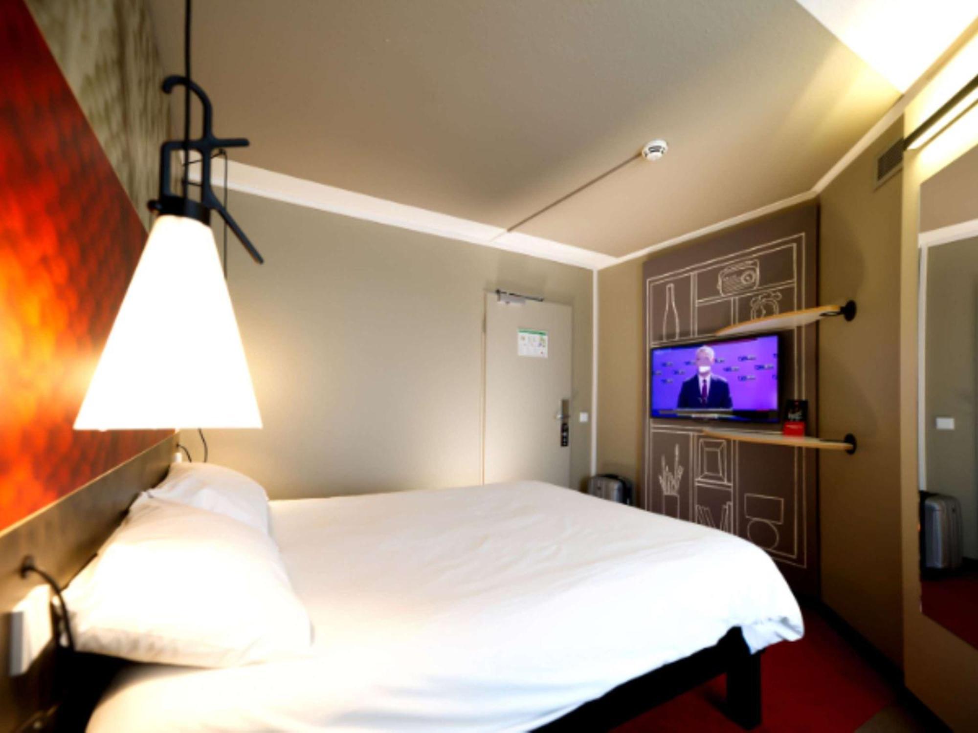 Ibis Centrum 2*