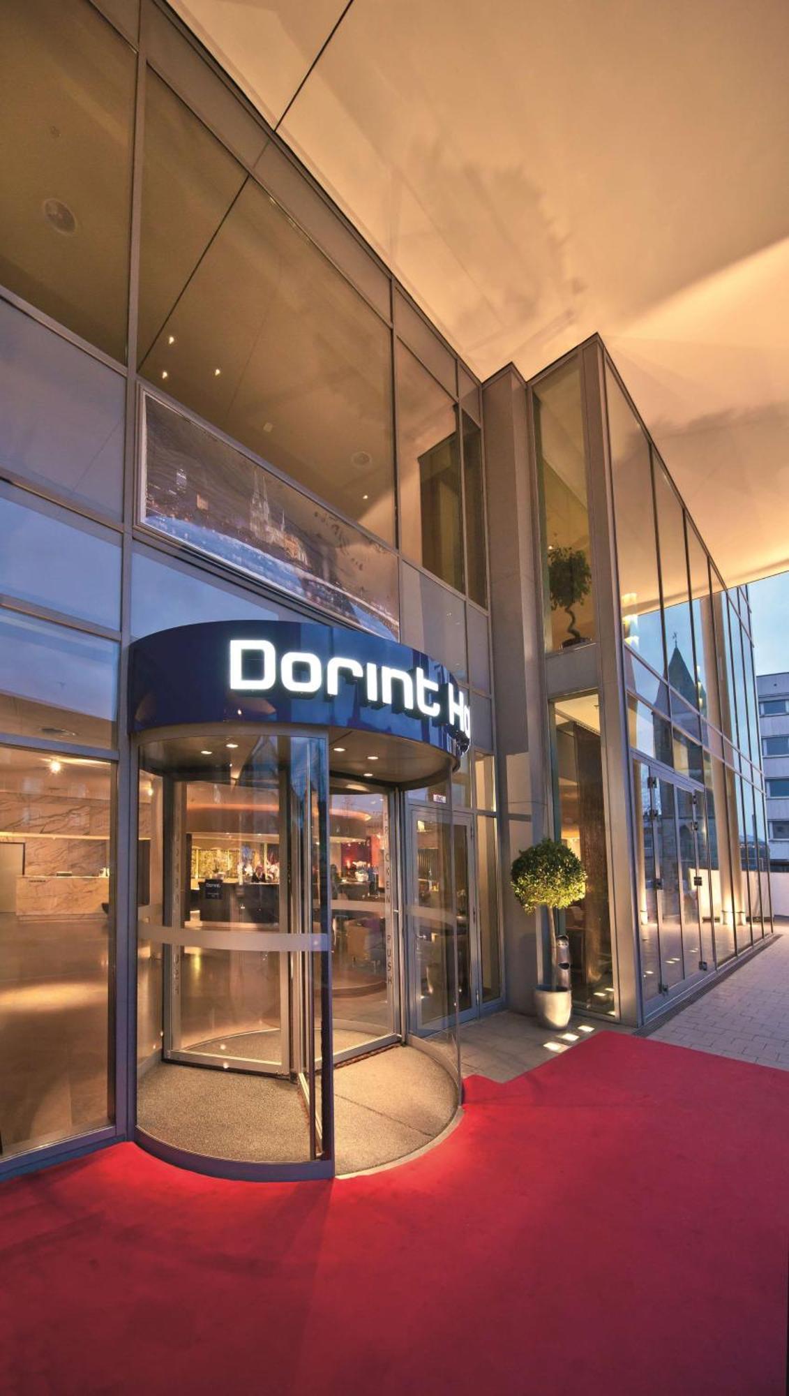 Hotel Dorint Am Heumarkt 4*