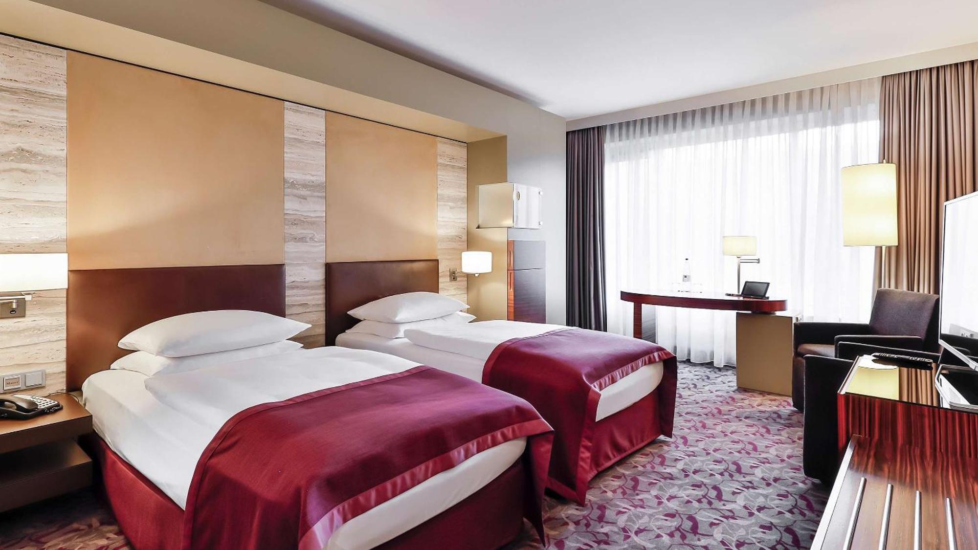 Hotel Dorint Am Heumarkt Cologne