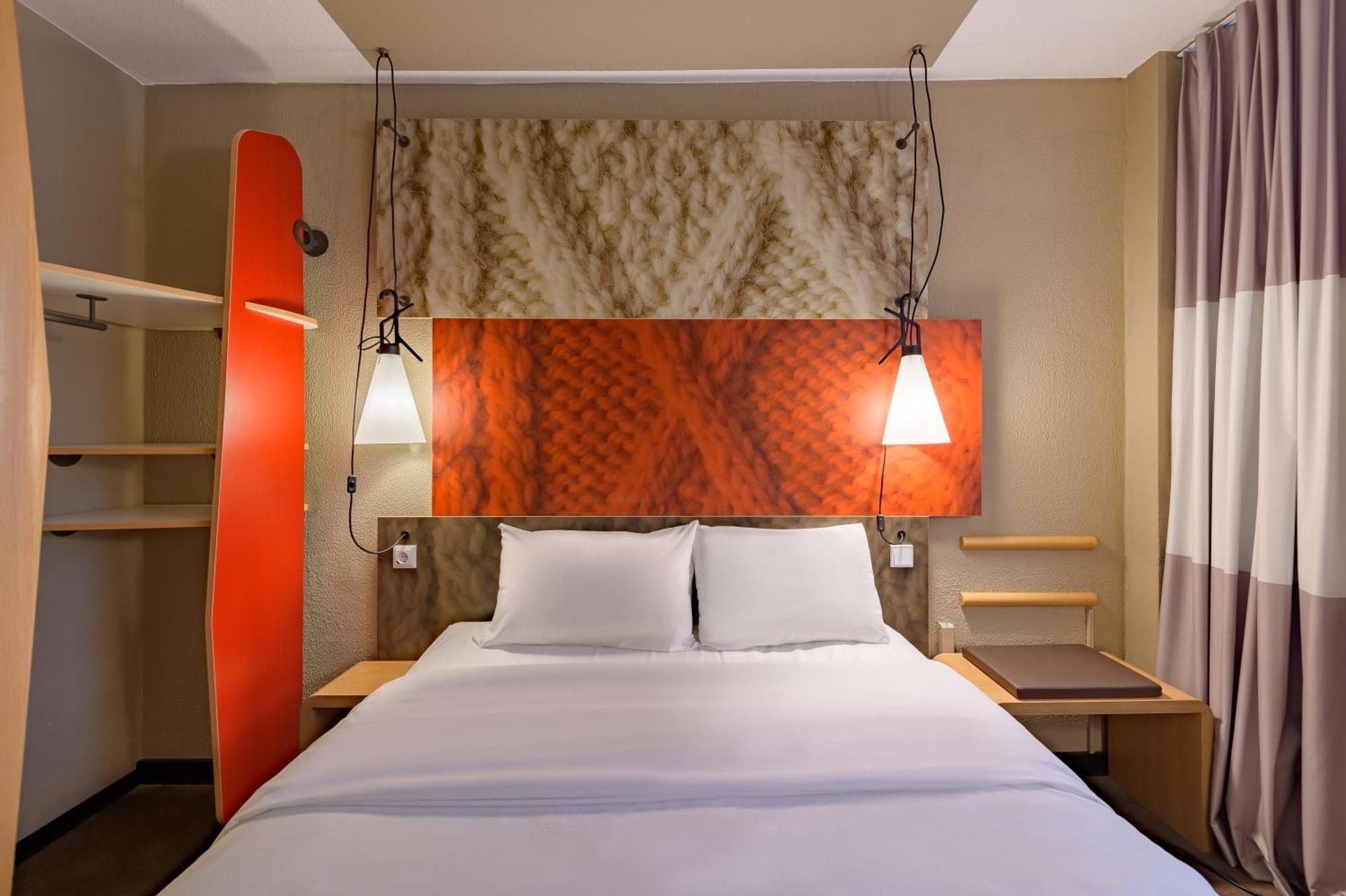 Ibis Am Dom 2* Kolonia