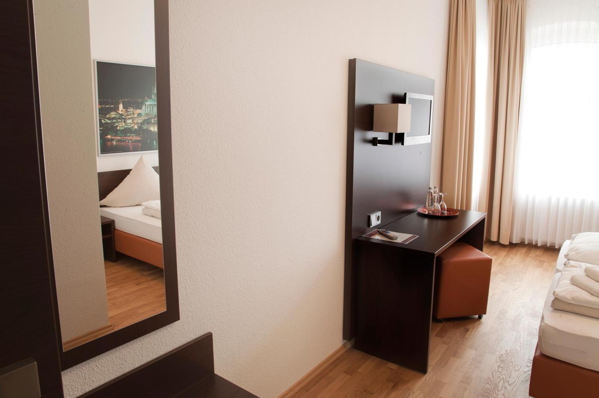 Hotel Steeps Ihr Brauhaus Und Colónia