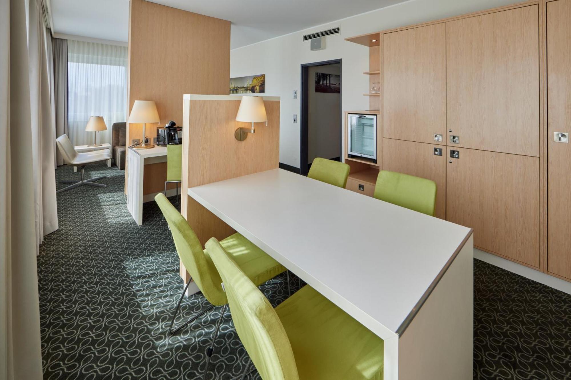 Mercure Severinshof Hotel 4*