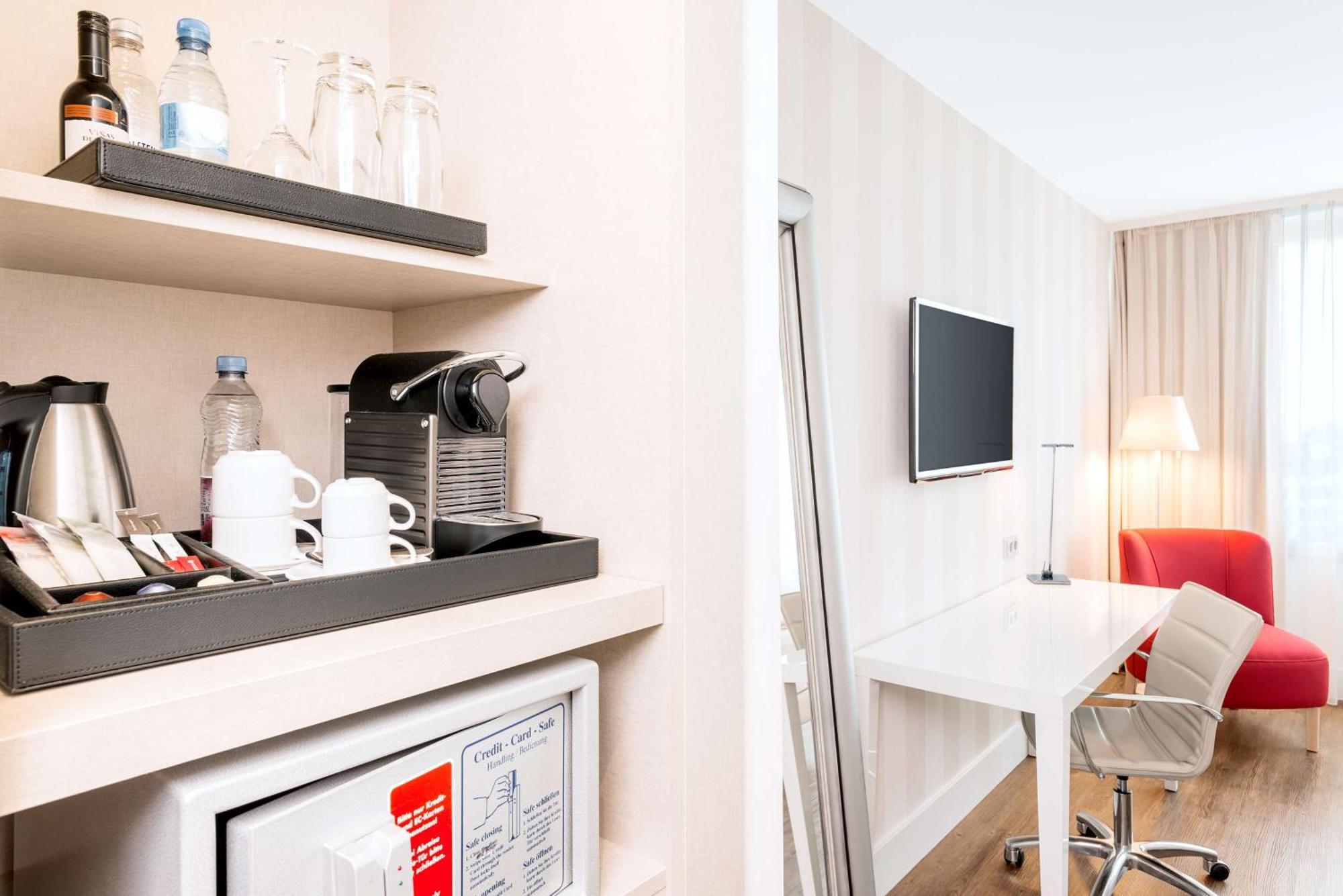 Nh Collection Mediapark Hotel 4*