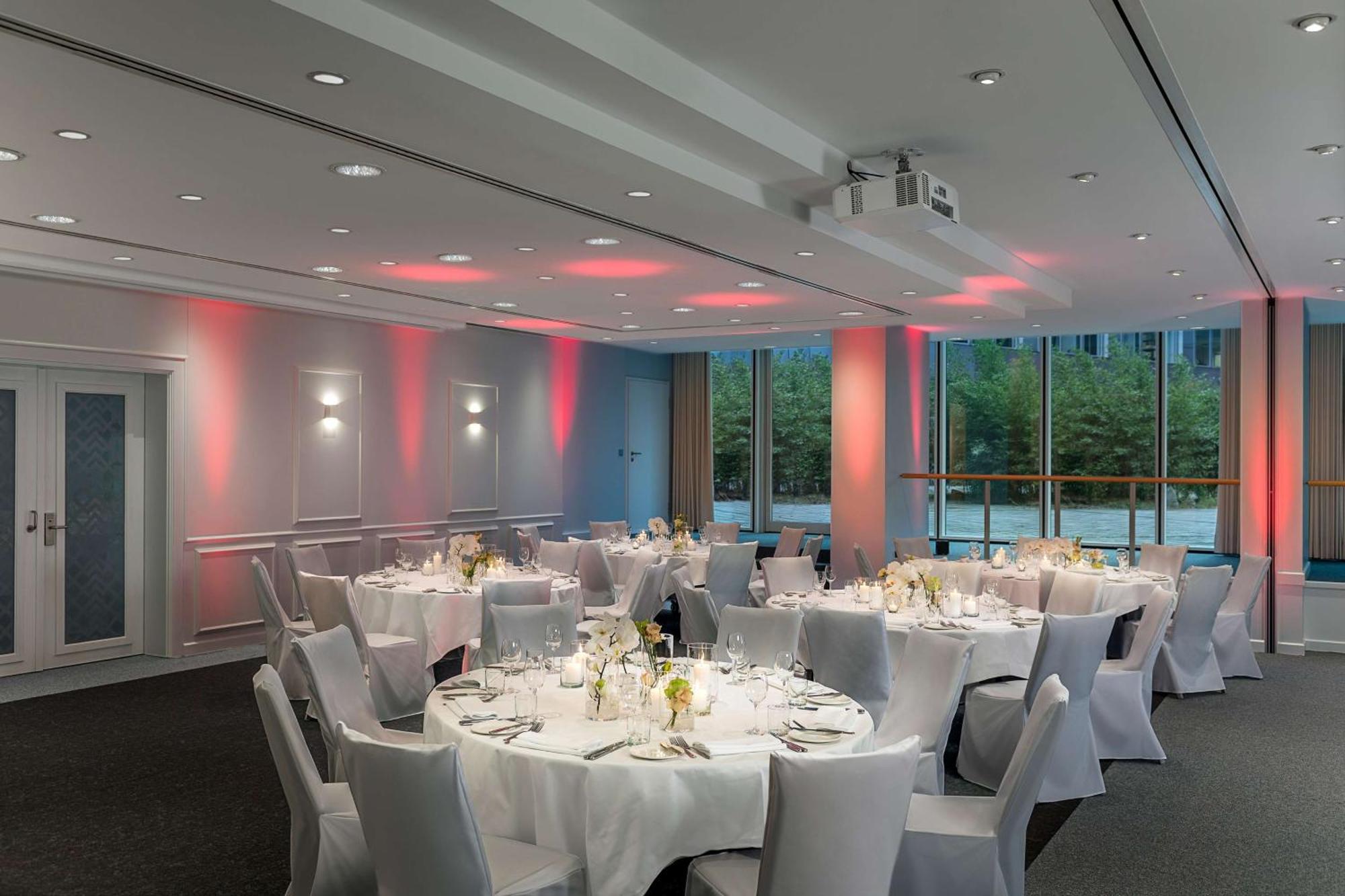 Nh Collection Mediapark Hotel 4*