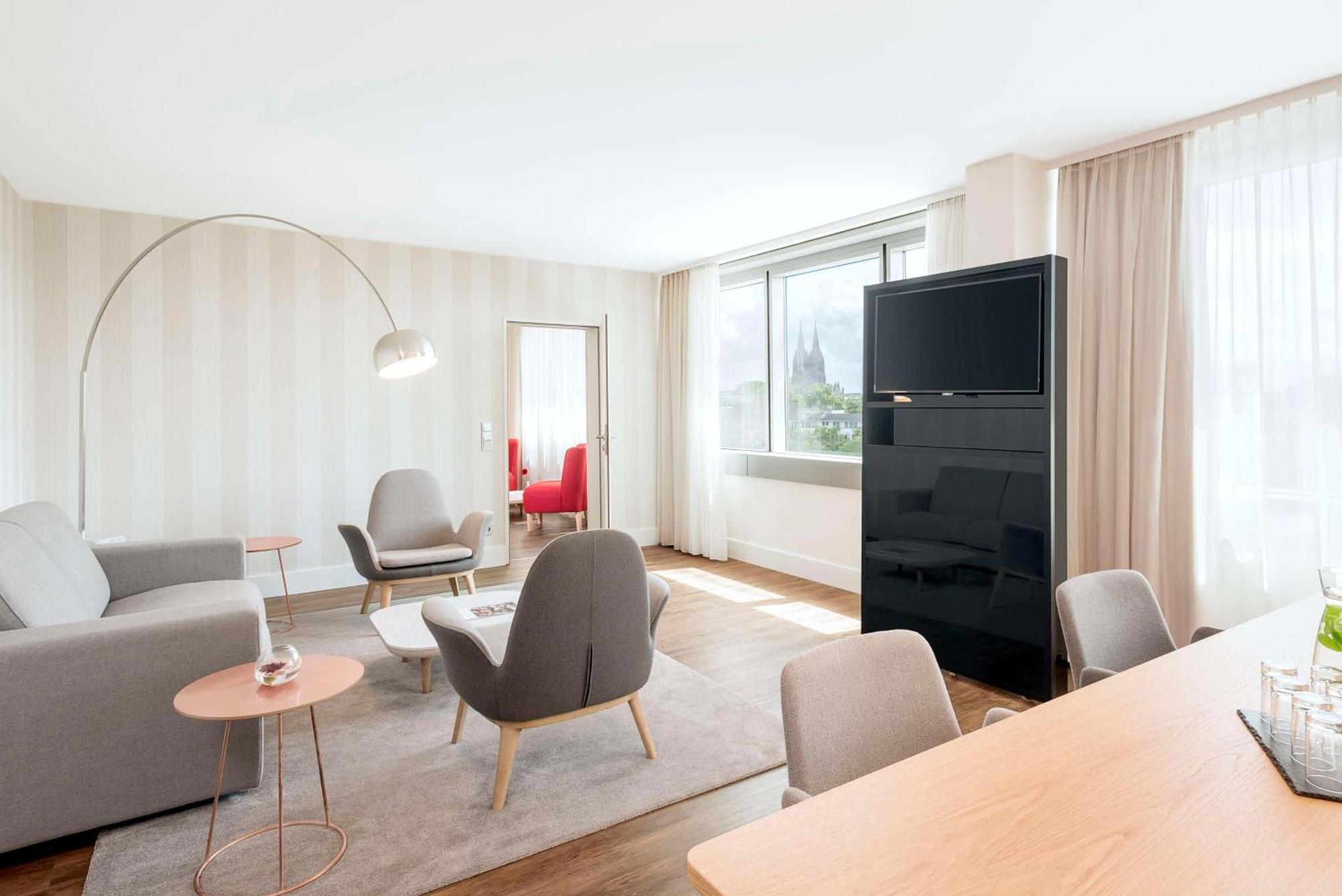 Nh Collection Mediapark Hotel 4*