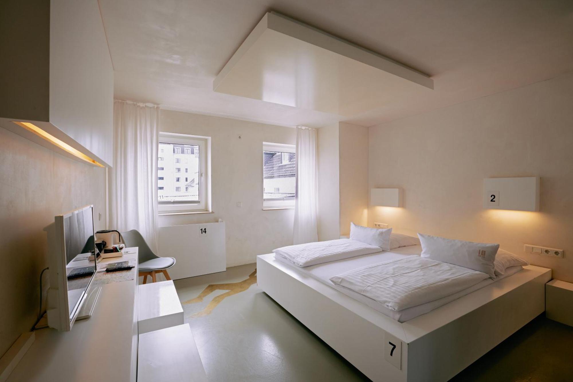 18arts - Living In A Gallery! Hotel 4*