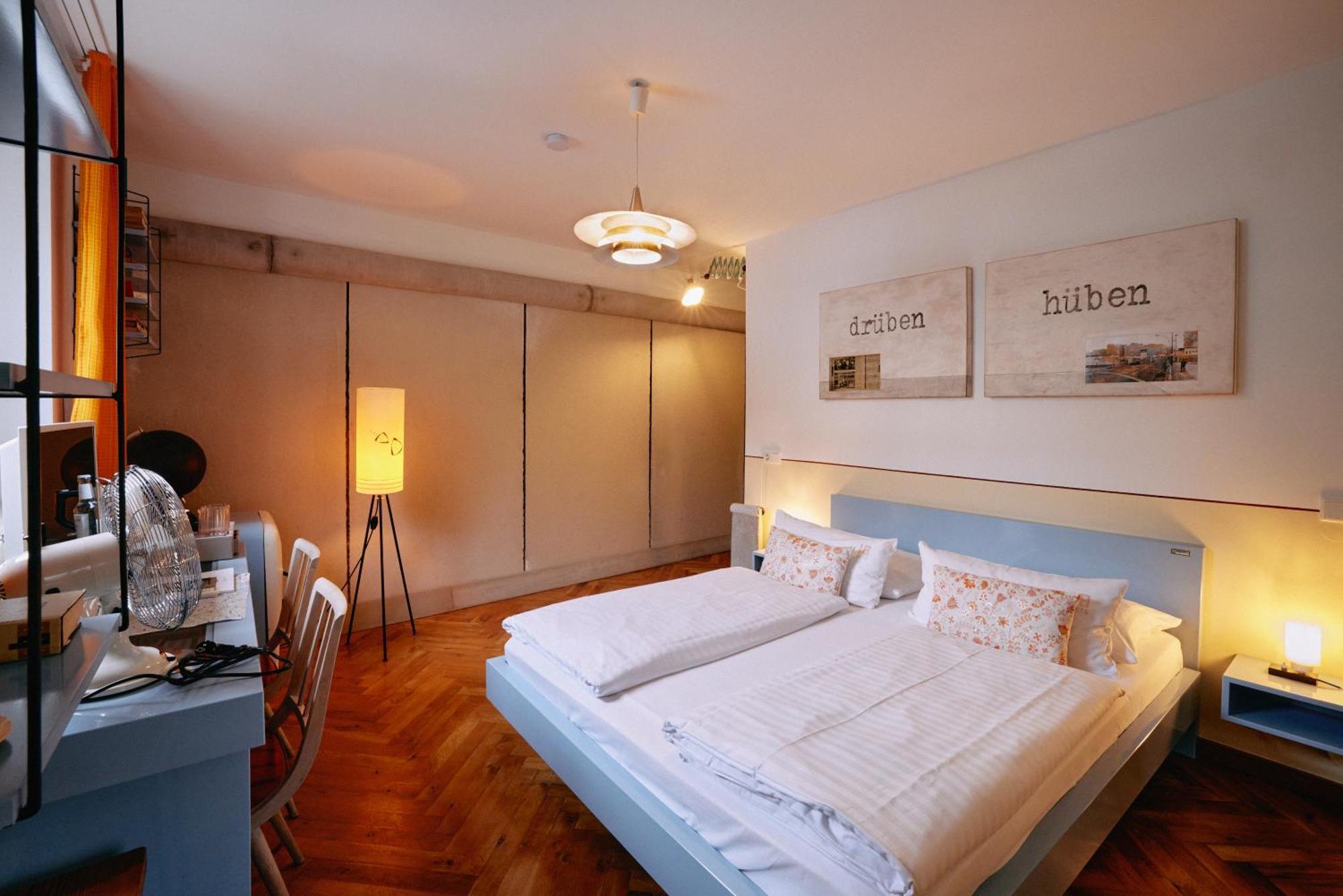 18arts - Living In A Gallery! Hotel Cologne