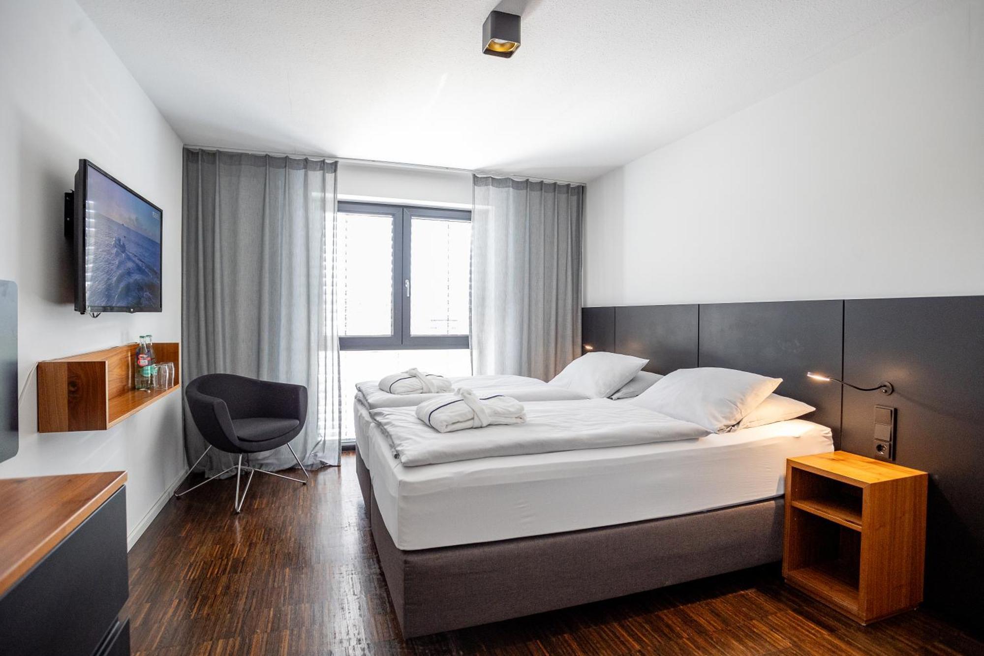 &repeat Airport Hotel Cologne
