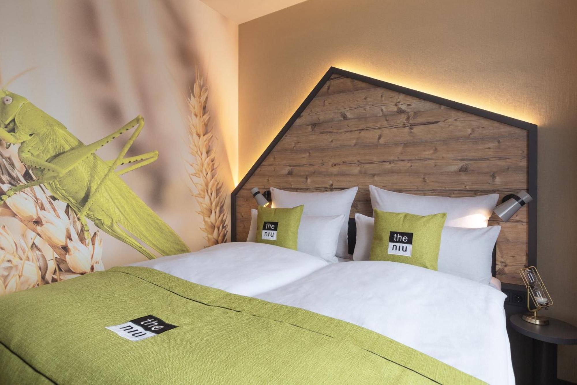 - The Niu, Mill Muelheim, An Ihg Cologne