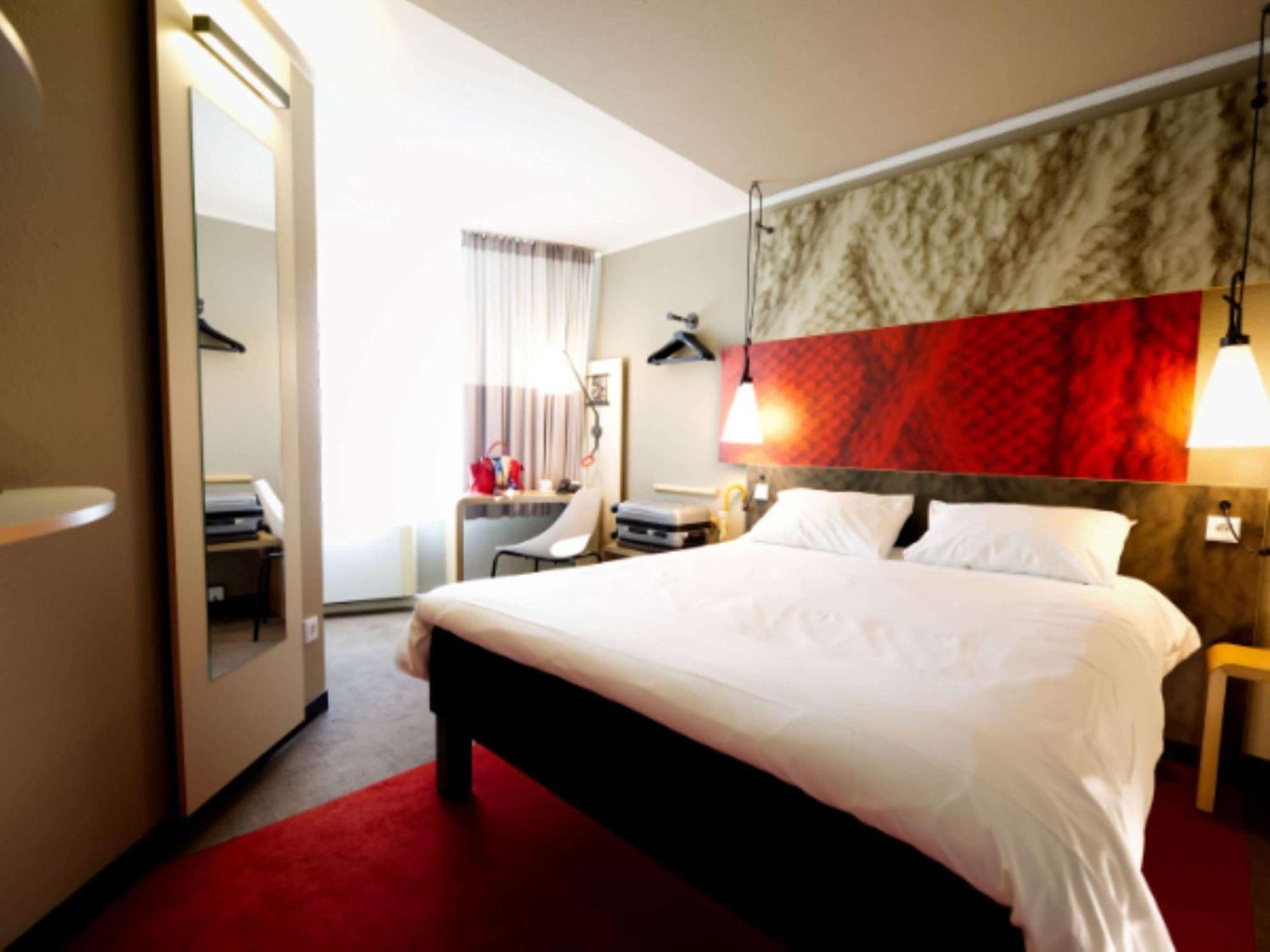 Ibis Centrum 2*