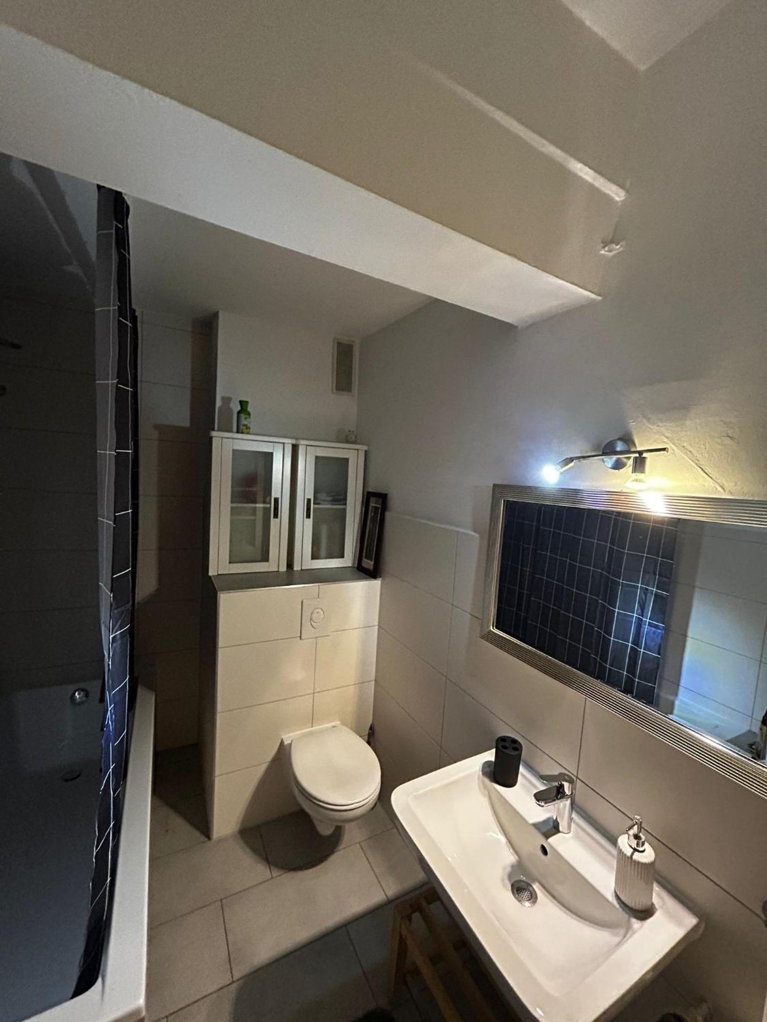 Koeln 4 Min Naehe Von Hbf Und Dom Mit Garten ,balkon & Office * Colonia