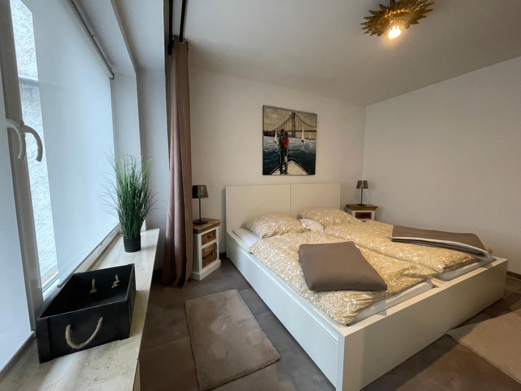 Apartment Ii *