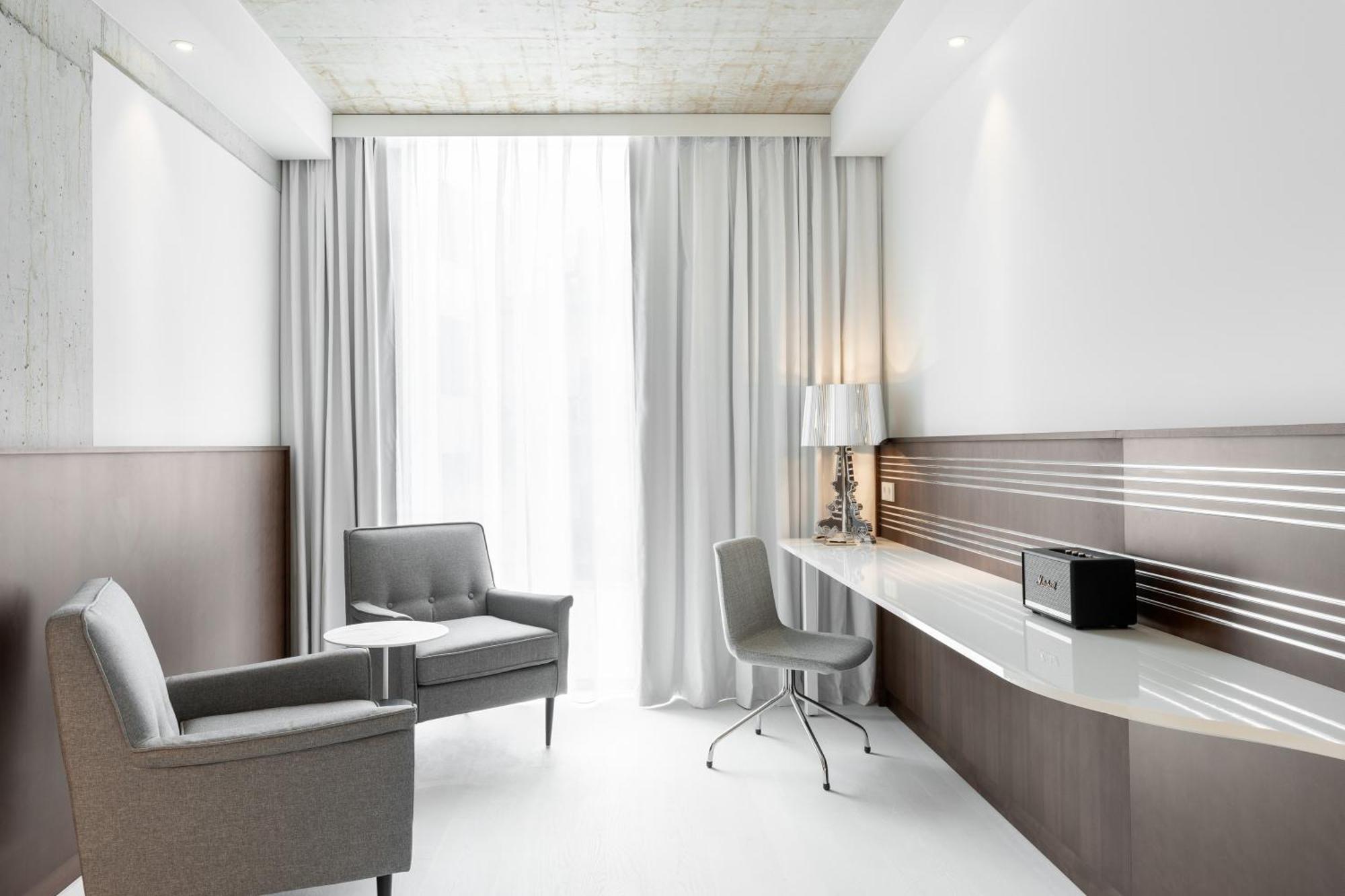 Hotel Ruby Ella 4*