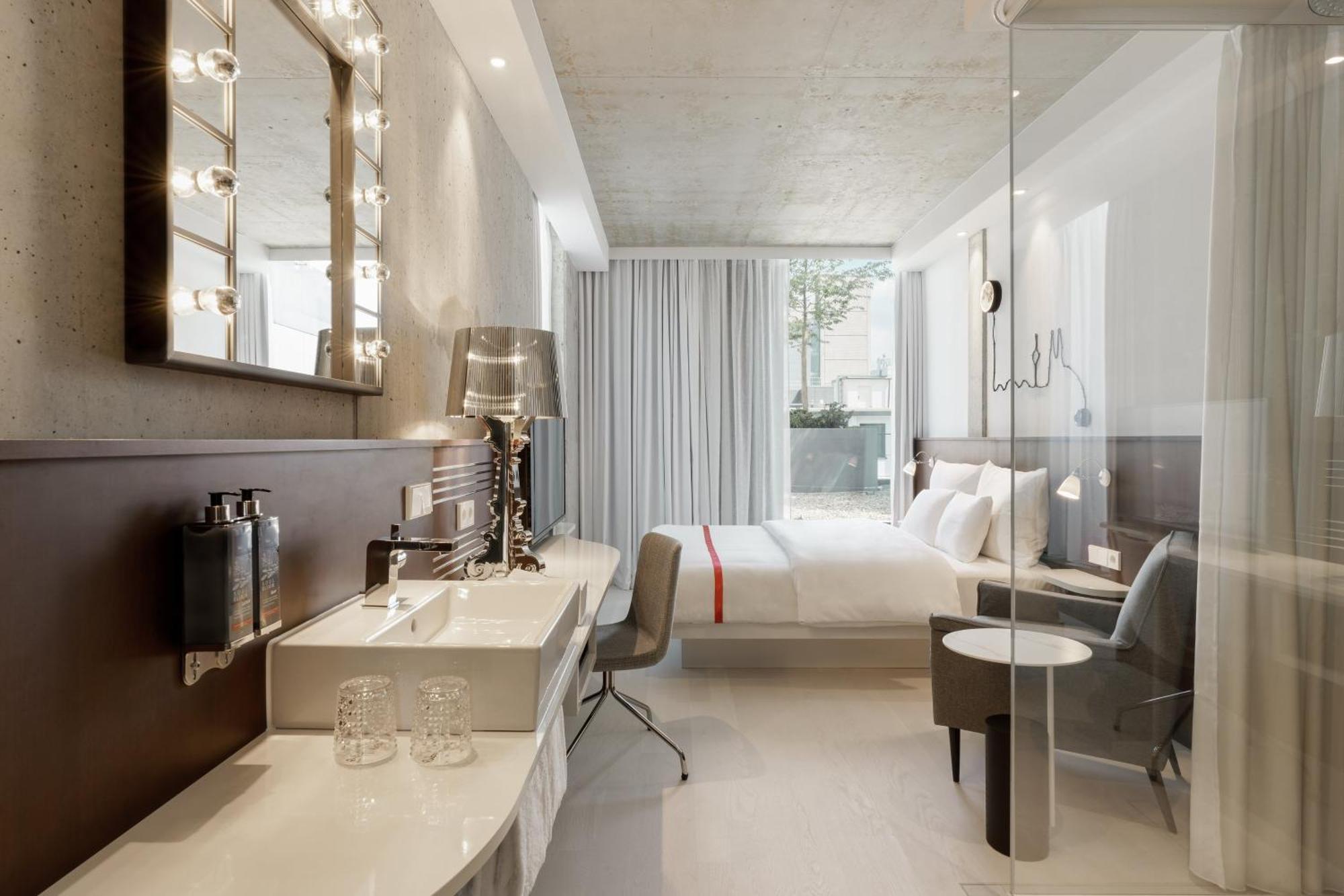 Hotel Ruby Ella