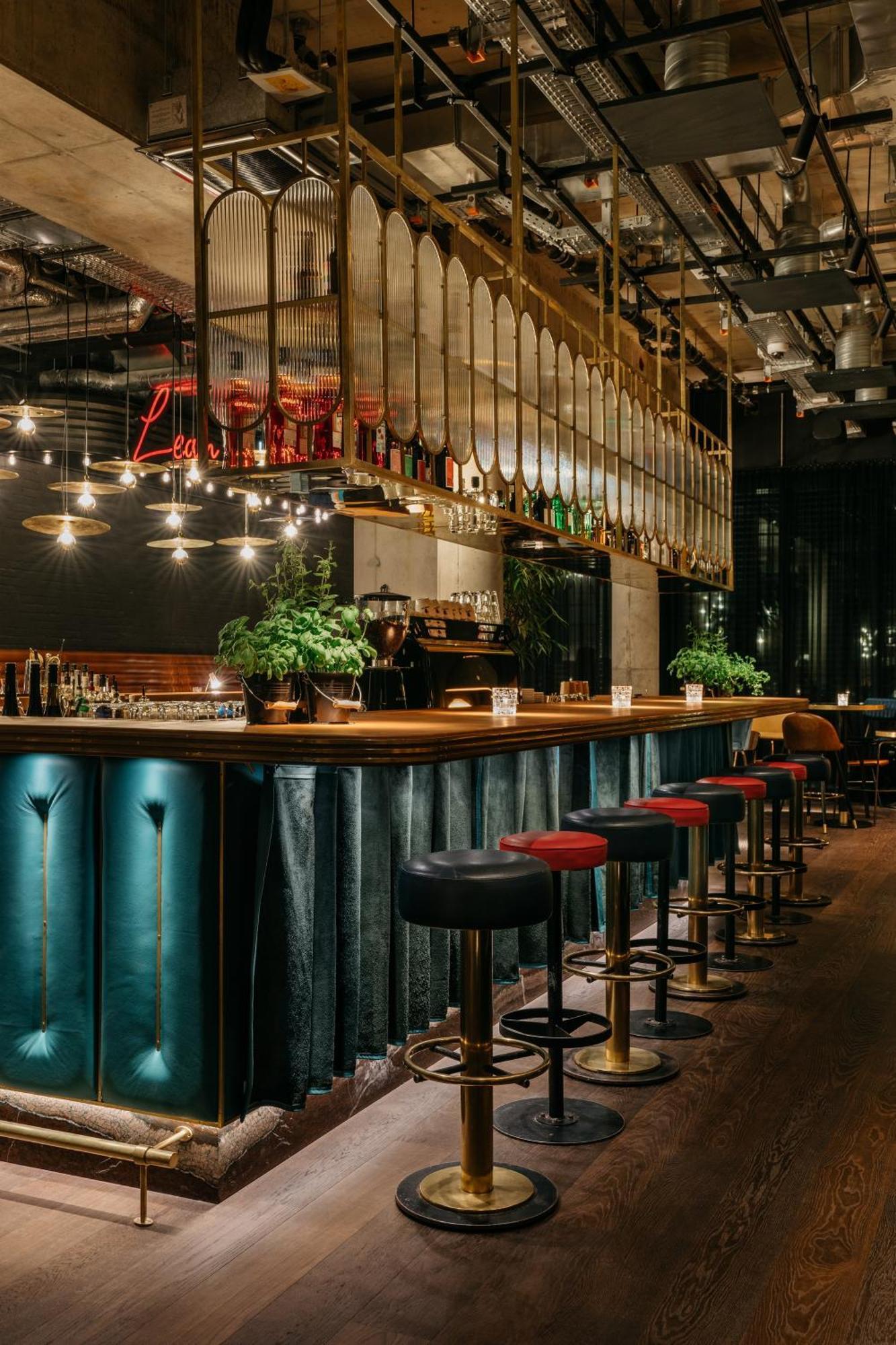 Ruby Ella Hotel 4*