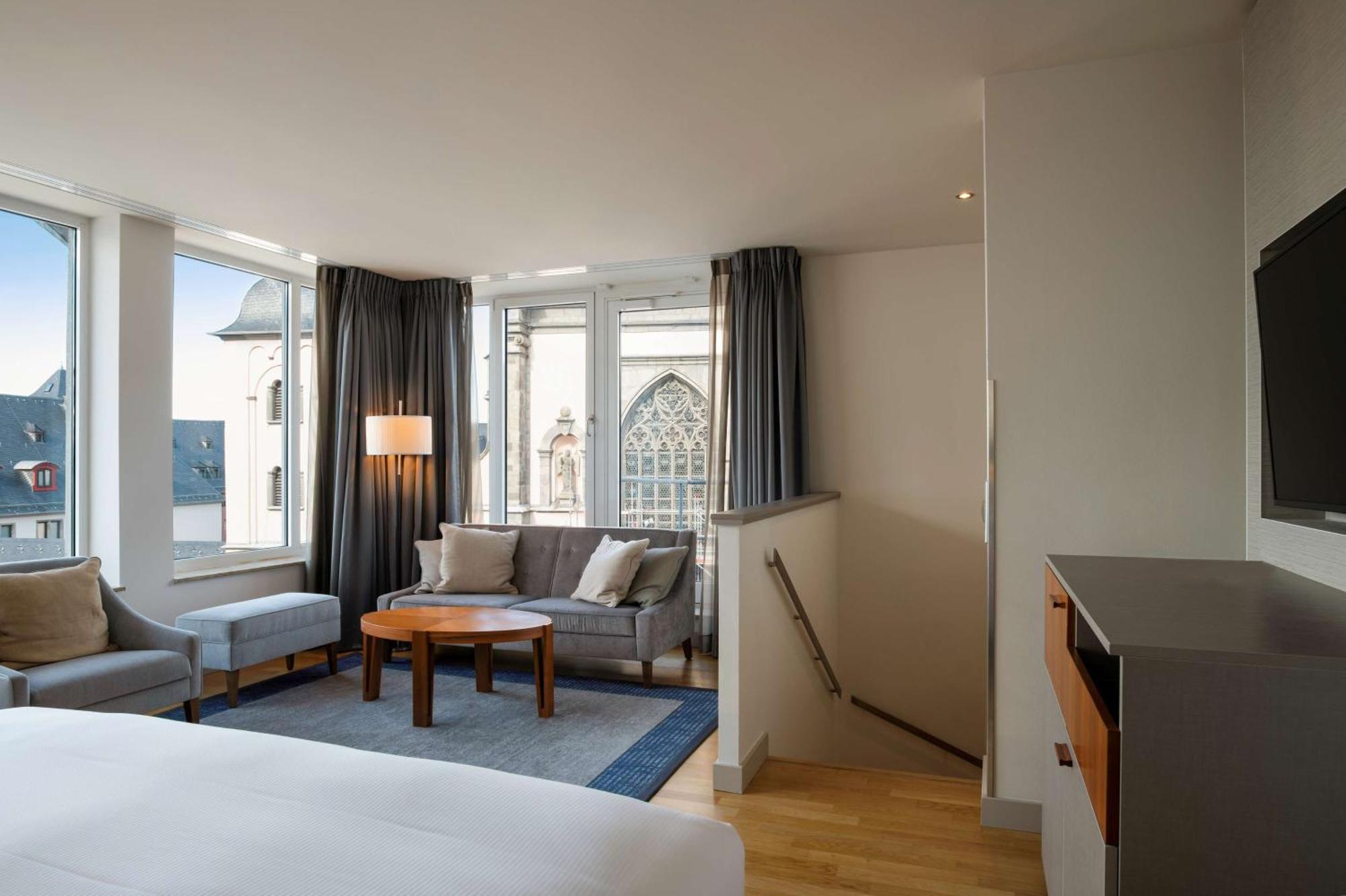 Hilton 5* Cologne