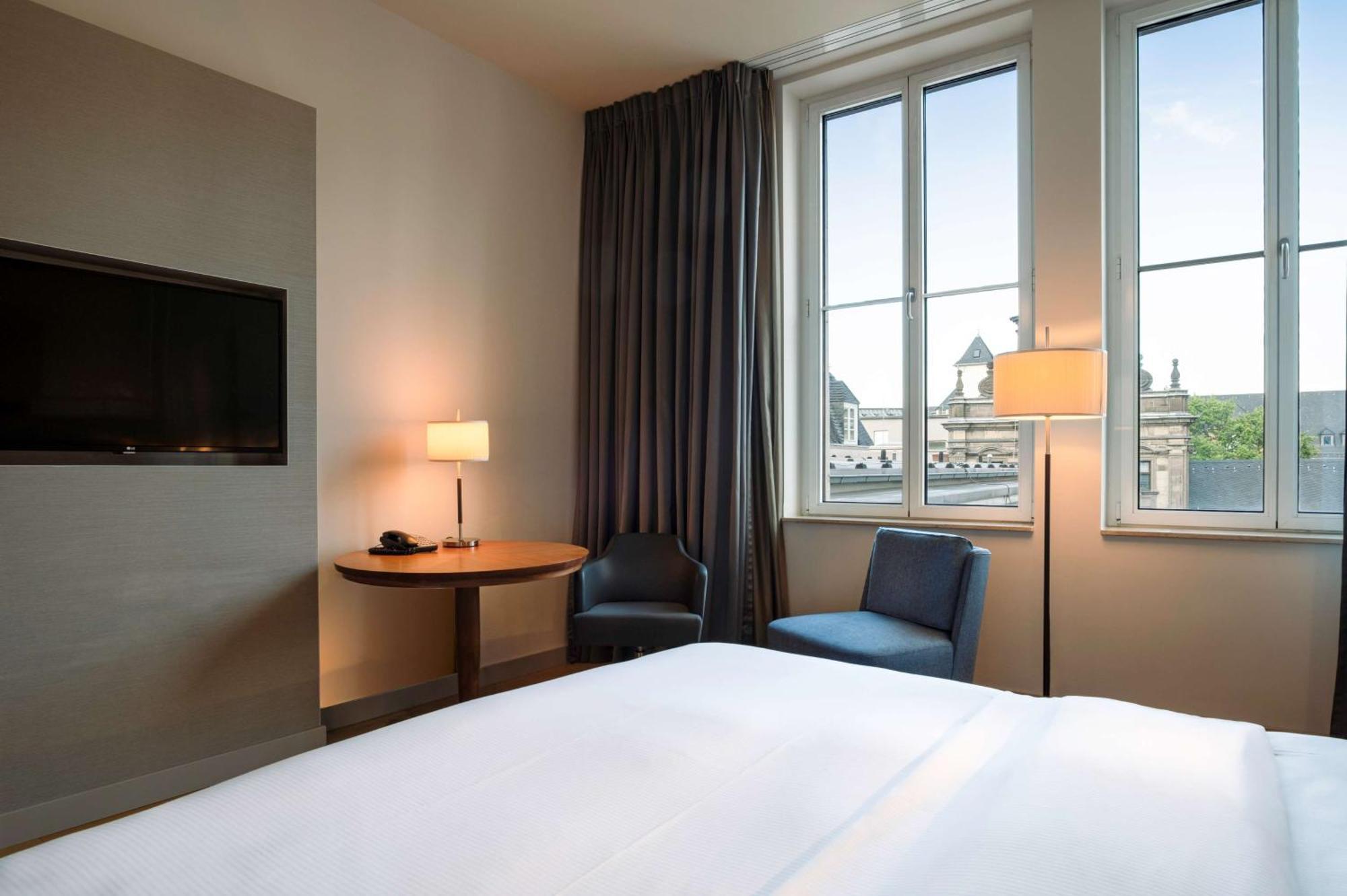 Hilton 5*