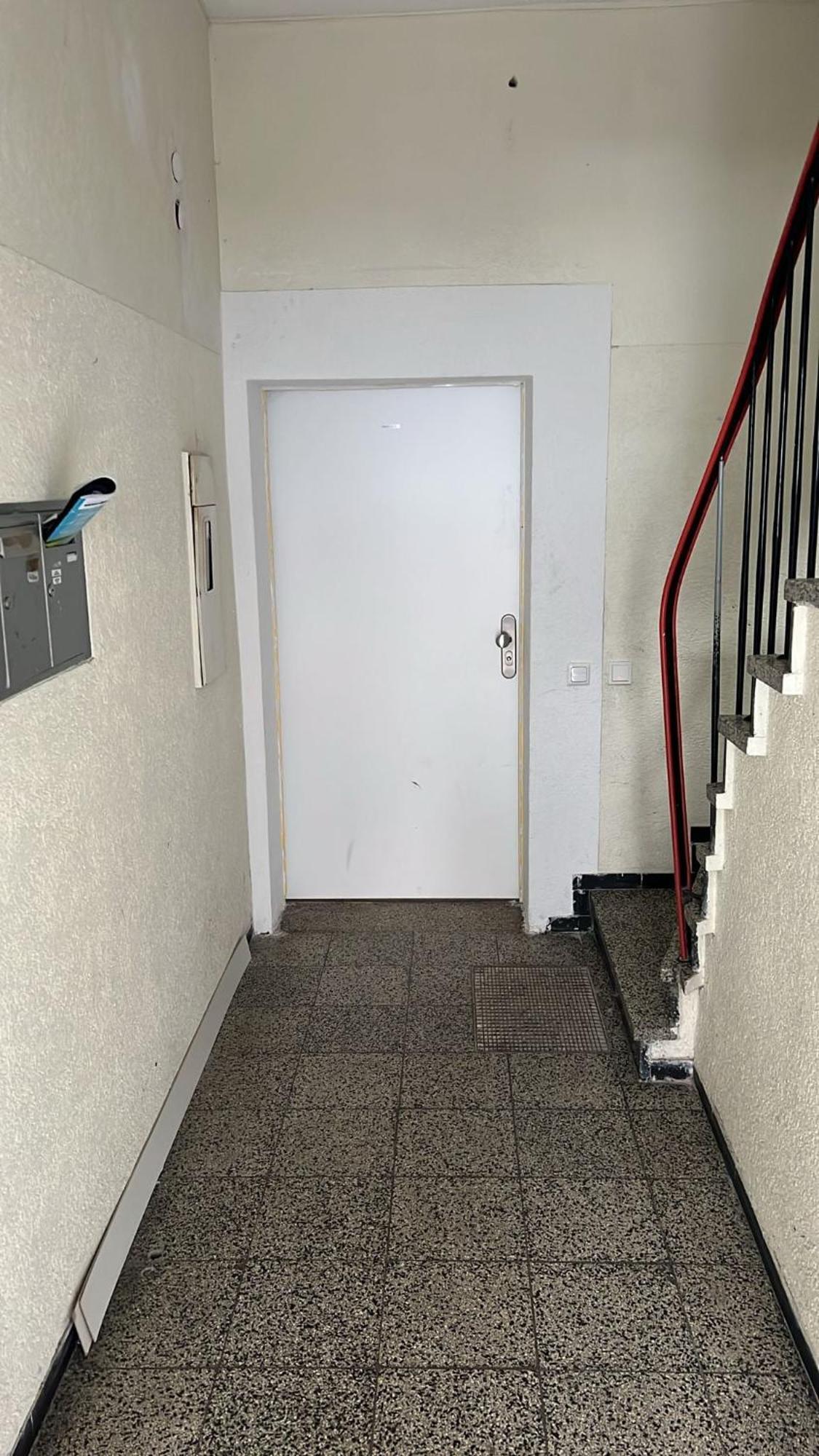 Modern Flat For 3 Guests Near And Transport
