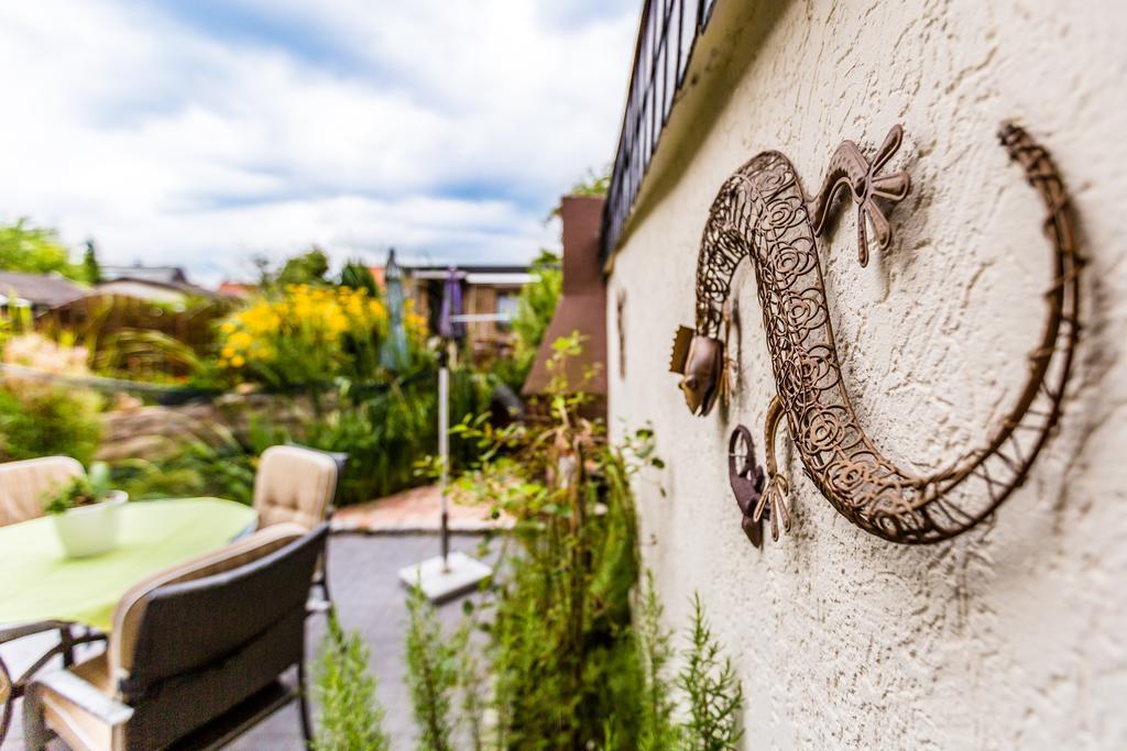 Appartement Design In Mit Terrasse