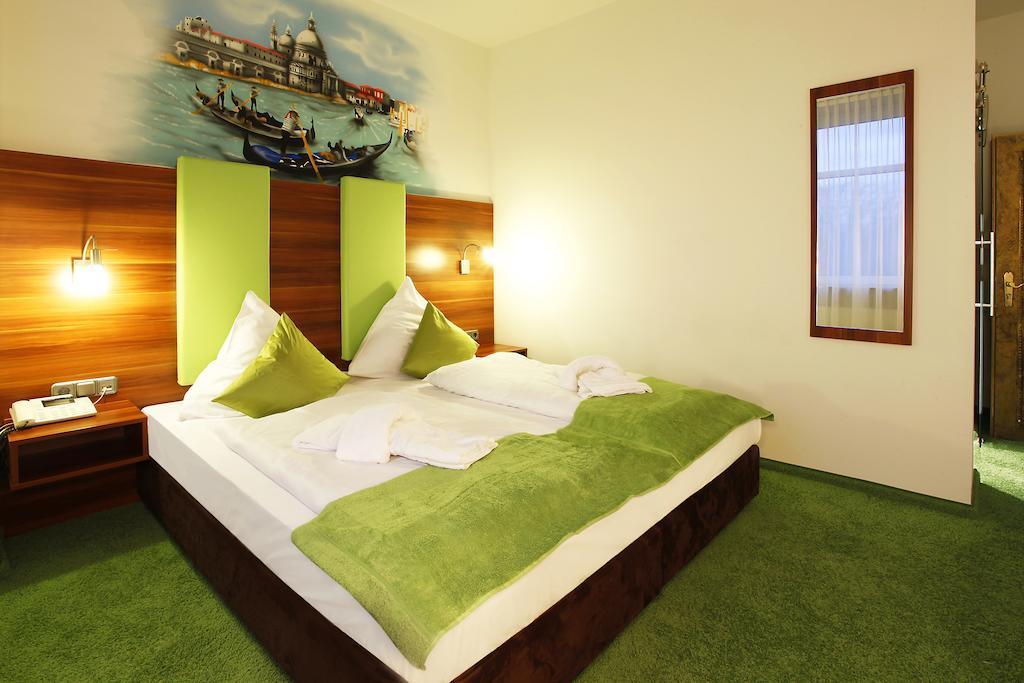 Hotel Warsteinerhof By Centro Comfort 3*