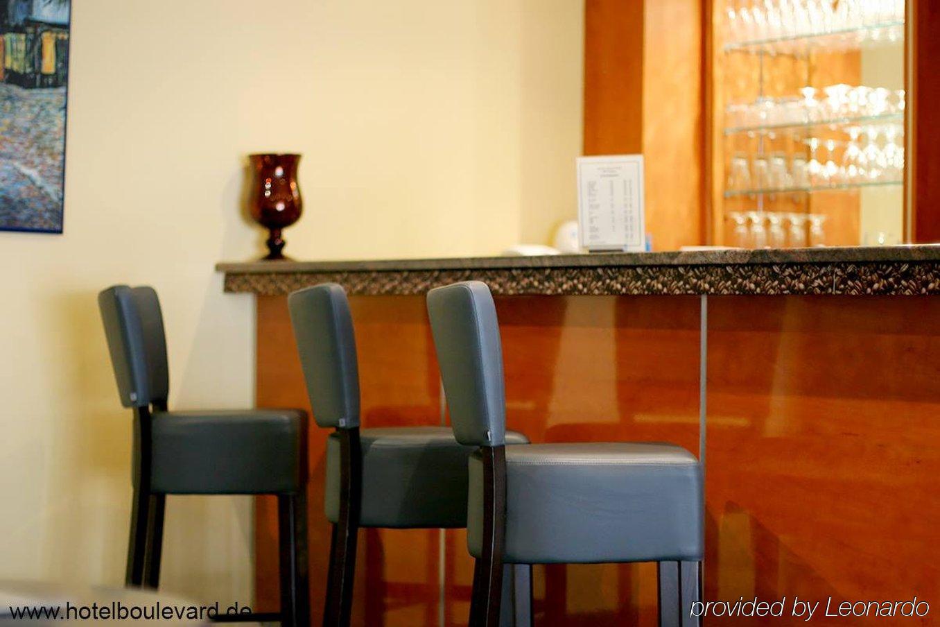 Boulevard Hotel Kolonia