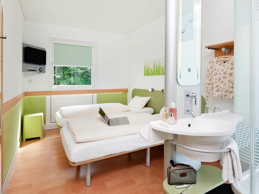 Ibis Messe Hotel 3*