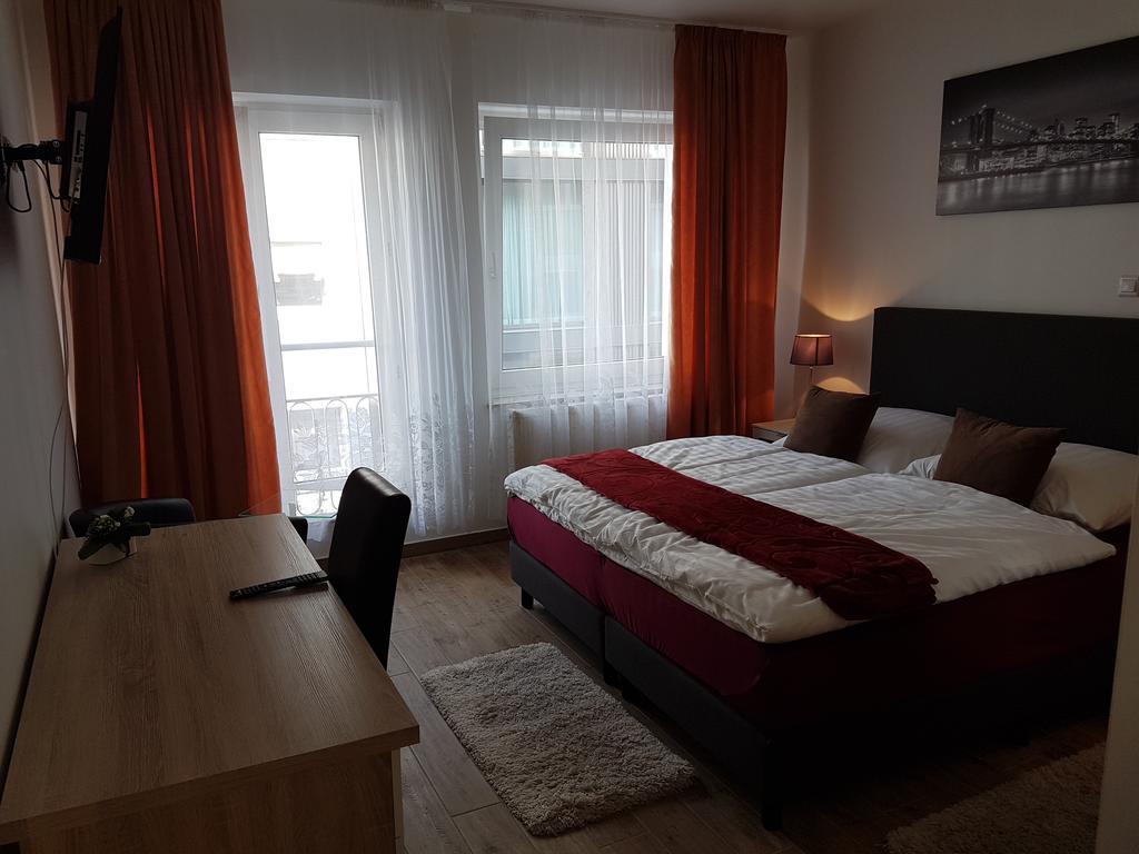 Eigelstein 2* Cologne