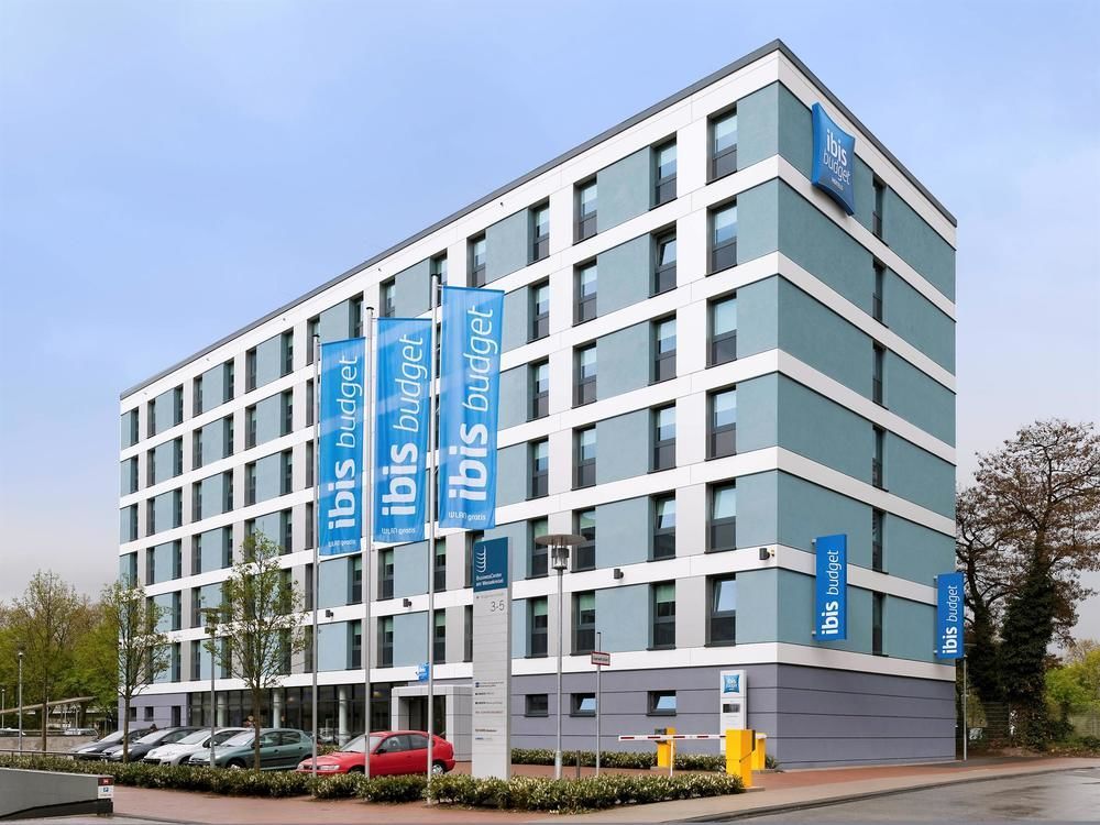 Ibis Messe Hotel 3*