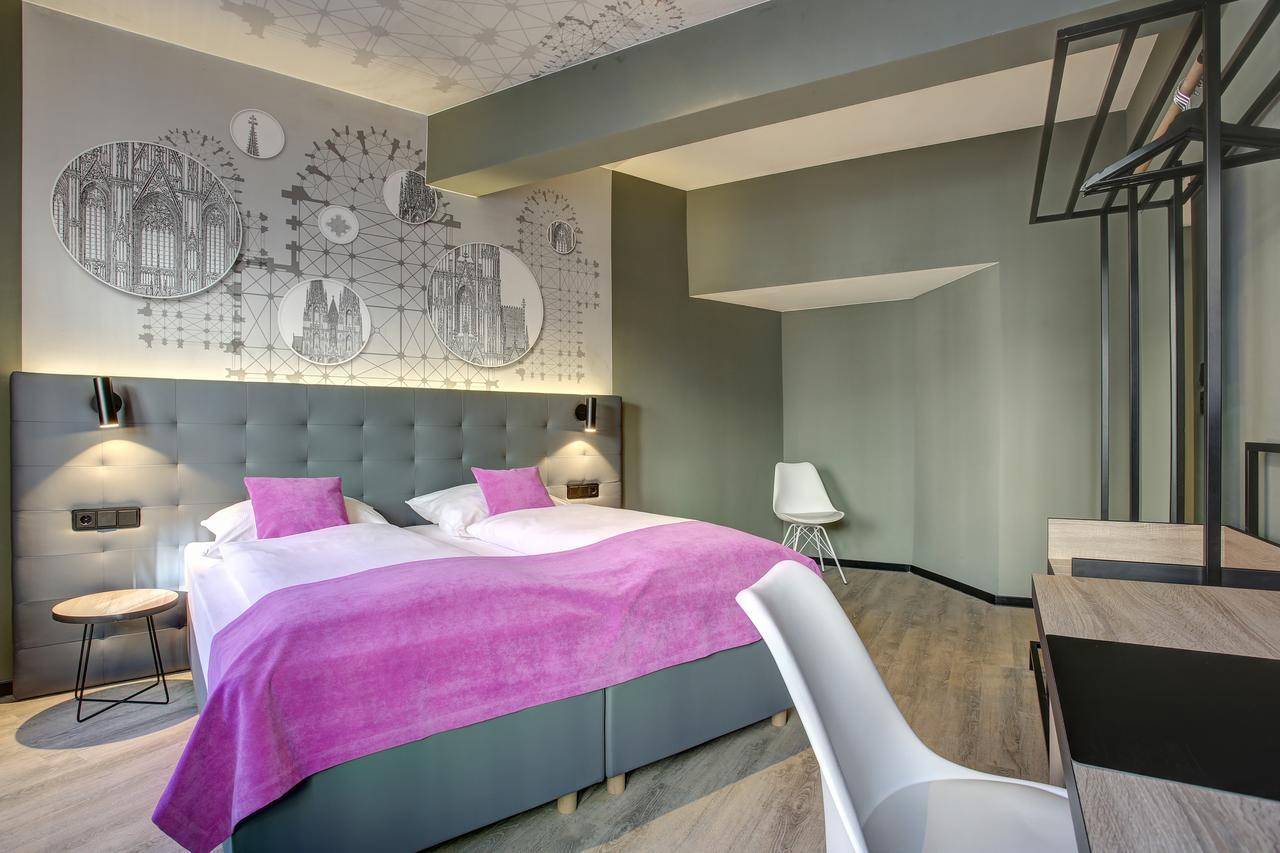 Hotel Boutique 003 Am Dom, Trademark Collection By Wyndham 3*