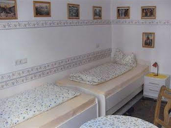 Hotel Heinzelmaennchen 2*