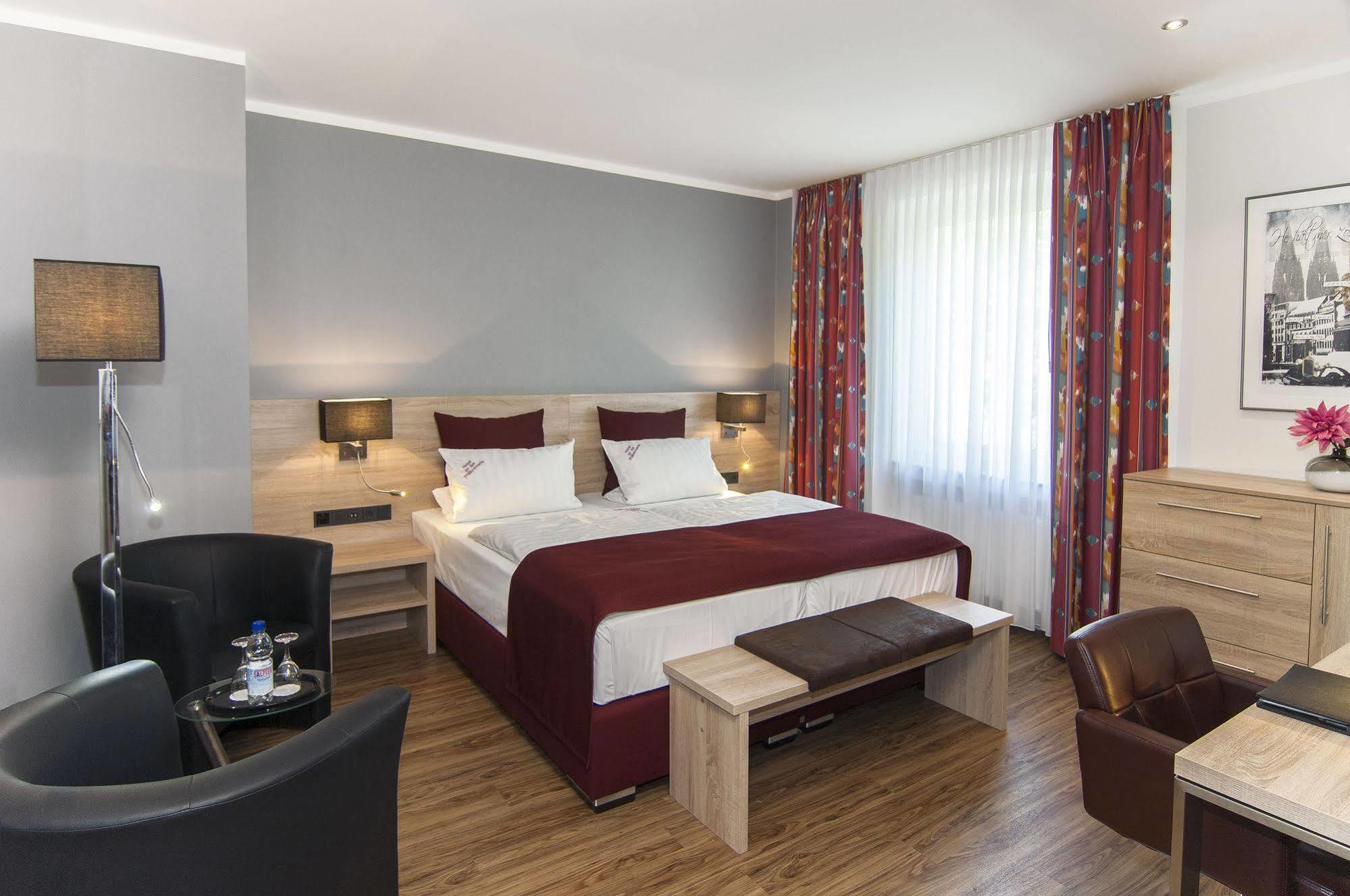 An Der Philharmonie Hotel 4*