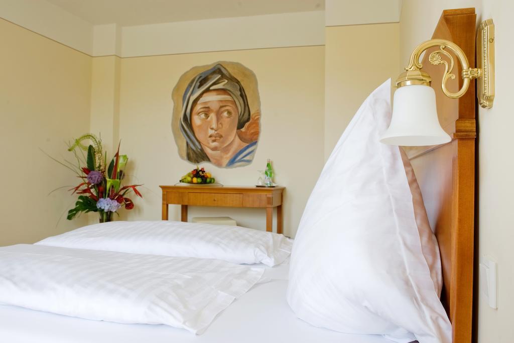 Hotel Xii Apostel